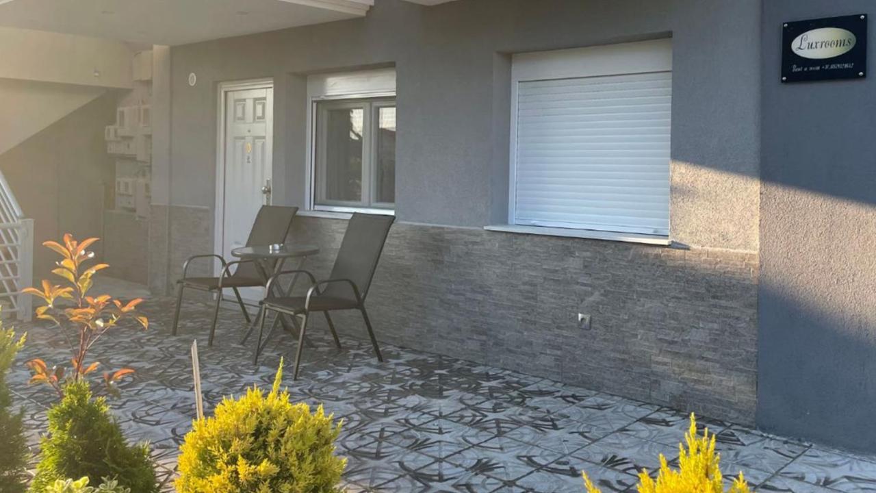 Luxrooms Ofrínion Exterior foto
